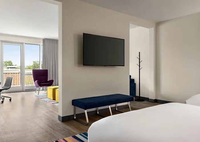 Aloft Wilmington At Coastline Center
