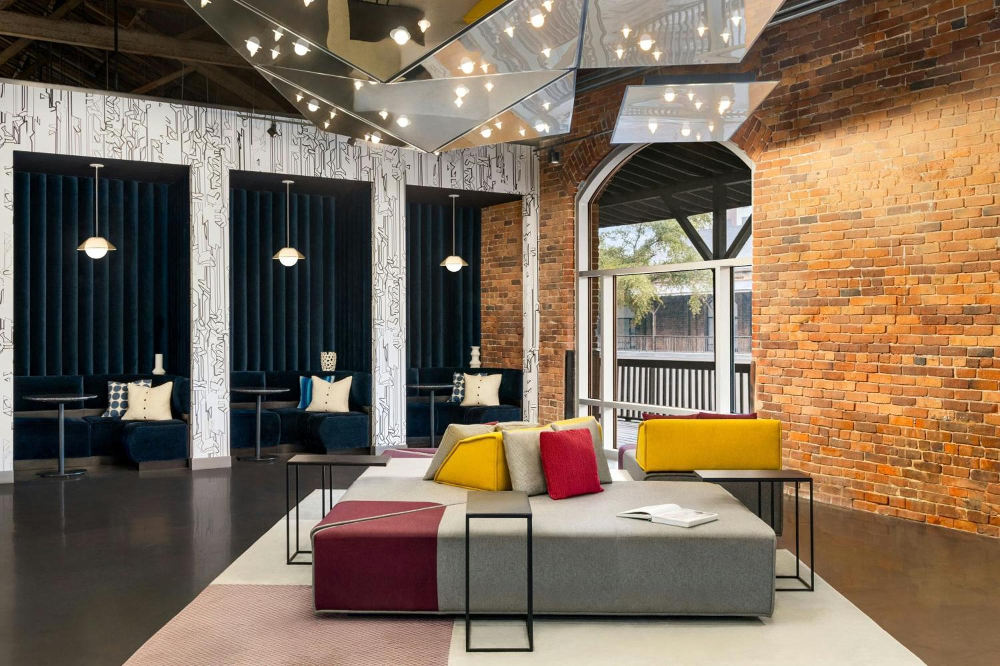 Aloft At Coastline Center