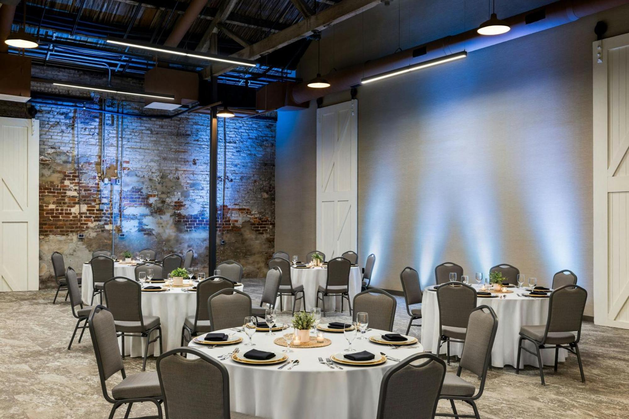 Aloft At Coastline Center Wilmington