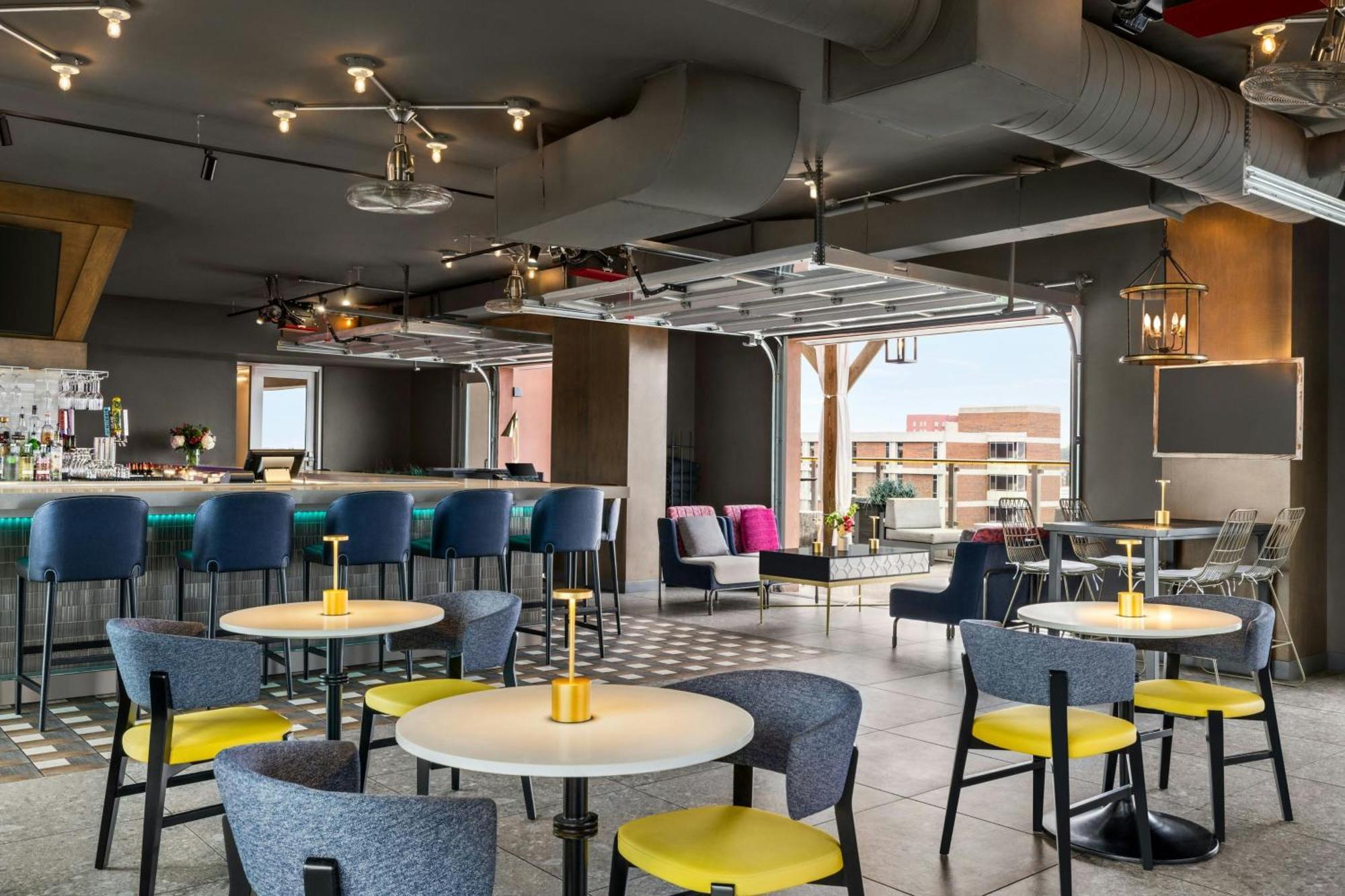 Aloft At Coastline Center Hotel Wilmington
